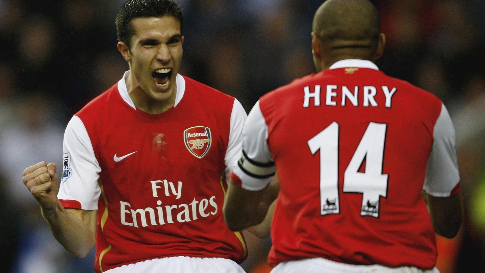 传奇“黄金一代”再续辉煌：欧冠征战至今的故事，欧冠经典之战